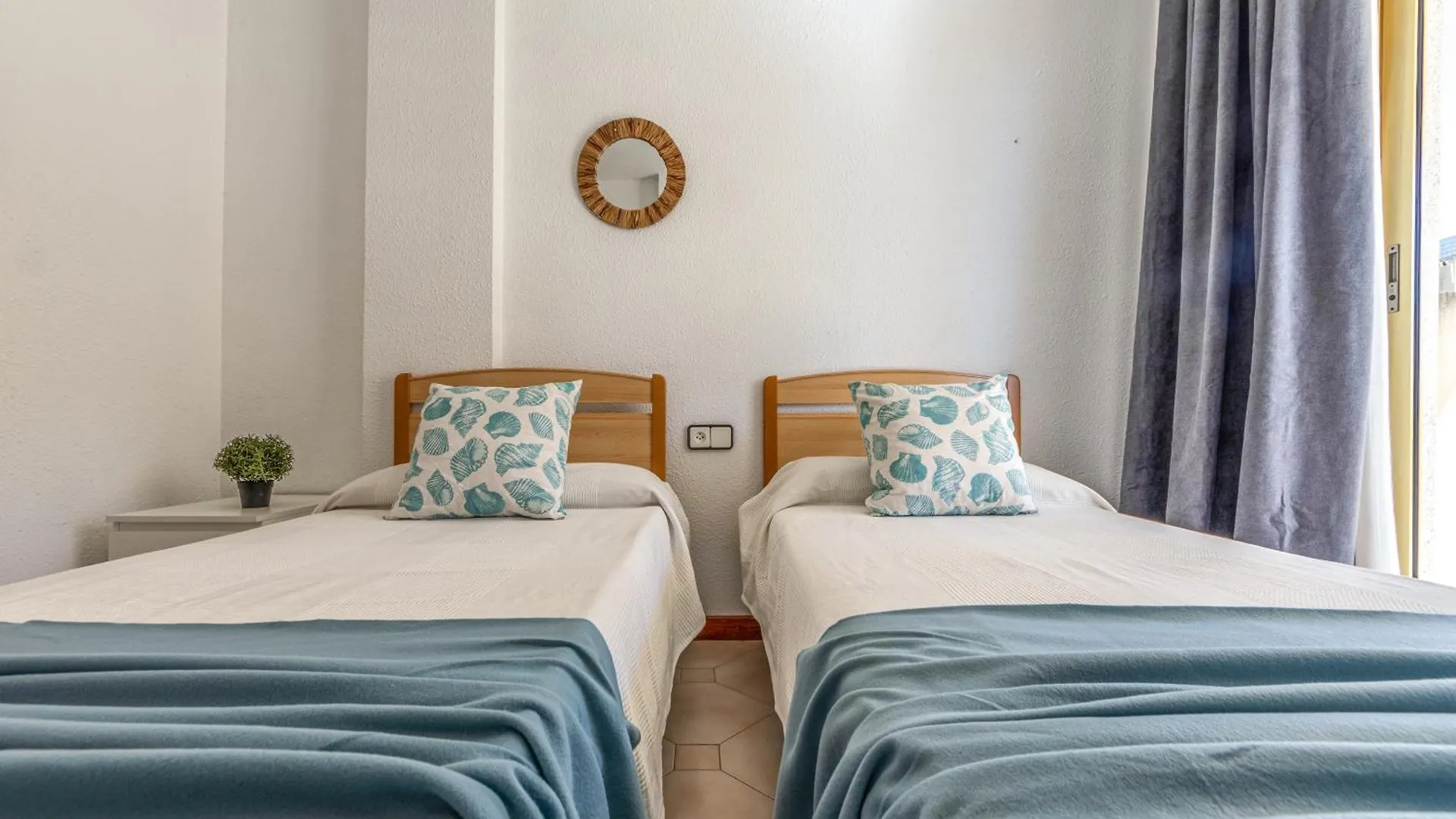 Novelty 2 Habitaciones Vista Al Mar 萨洛